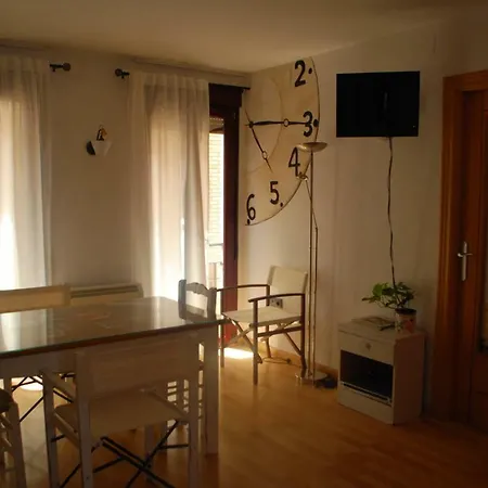 Casa Del Reloj *